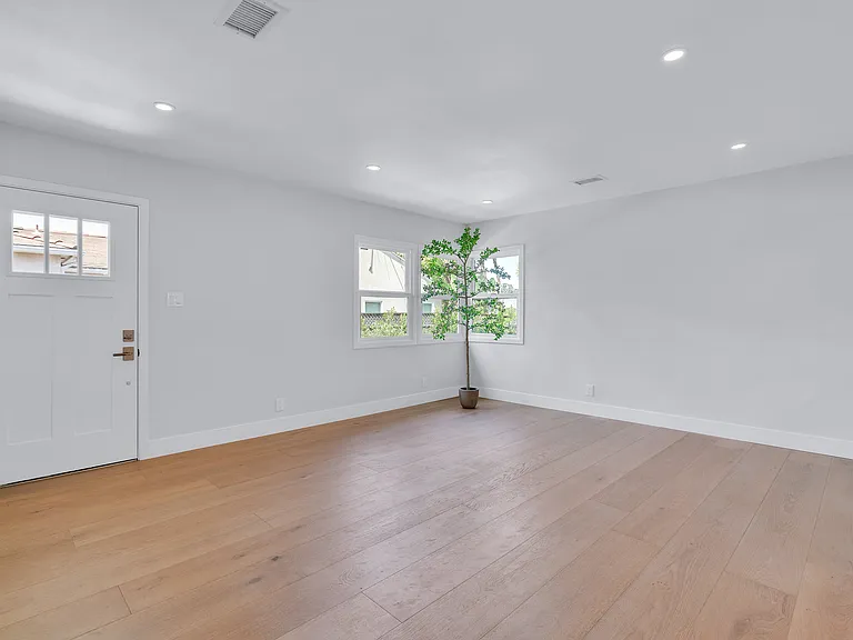 1022 Grant St #B — Photo 13