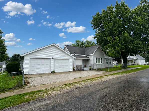 201 McKinley St, Georgetown, IL 61846