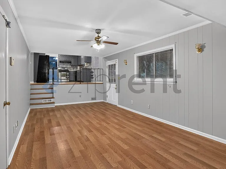 4519 Raleigh Dr — Photo 12