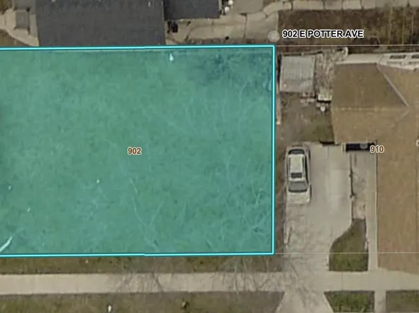 902 East POTTER AVENUE, Milwaukee, WI 53207