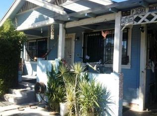 823 E 76th St, Los Angeles, CA 90001