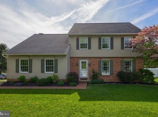 321 Koser Rd, Lititz, PA 17543