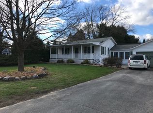 10895 Spencer Rd, Brighton, MI 48114