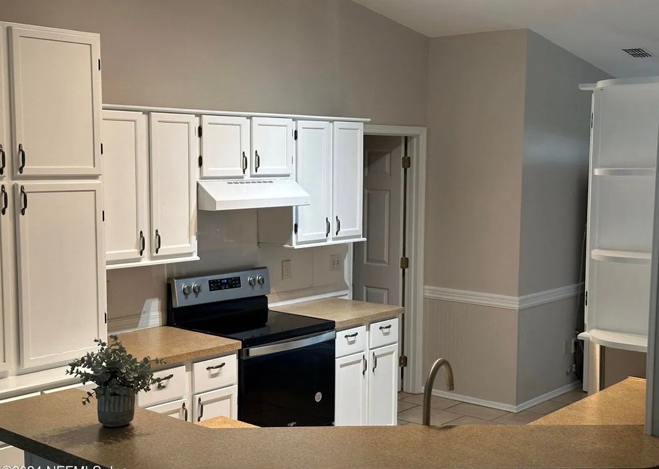 3 bed, 1575 sqft, $2,500 — Photo 3