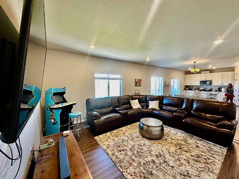 4418 River Highlands Loop — Photo 6