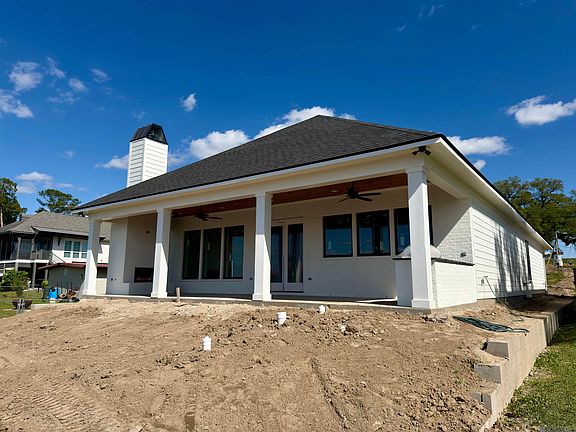 2nd image of 8749 Island Rd