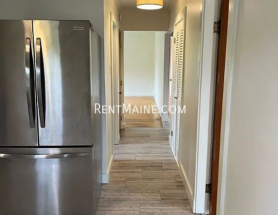 5th image of 33 Violette Ave