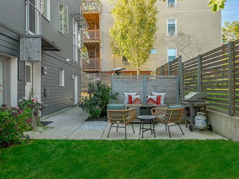 125 York St — Photo 17