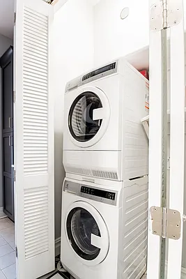 Rented by EXR | media 30