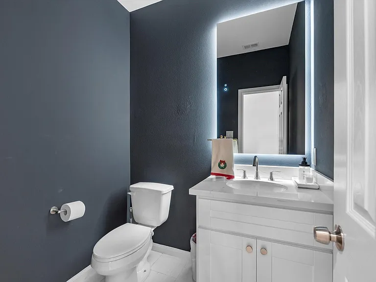 8407 James Franklin St — Photo 17