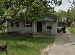 12302 Somerset Dr, Louisville, KY 40229