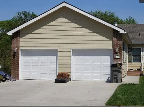 603 Utica St, Palmer, NE 68864