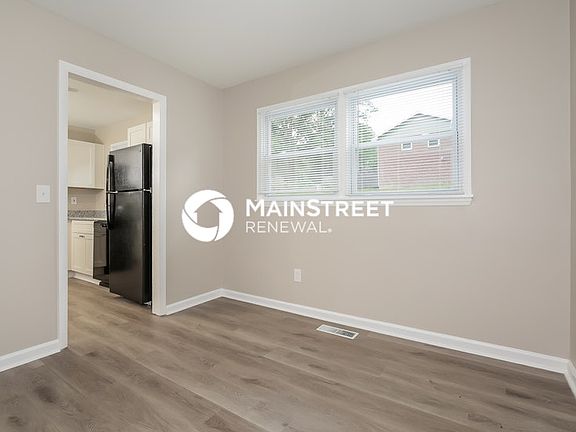4th image of 511 Foxcroft Dr #511