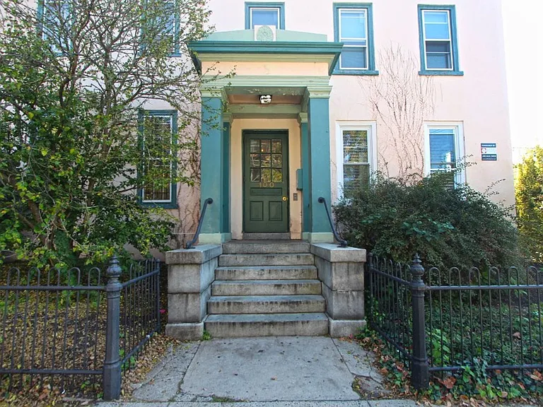 100 E Price St — Photo 17