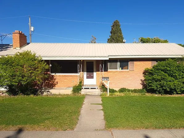 1025 Terry Dr, Idaho Falls, ID 83404