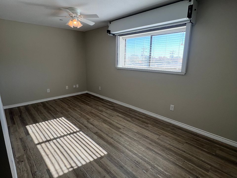 1st image of 230 N Lbj Dr #202