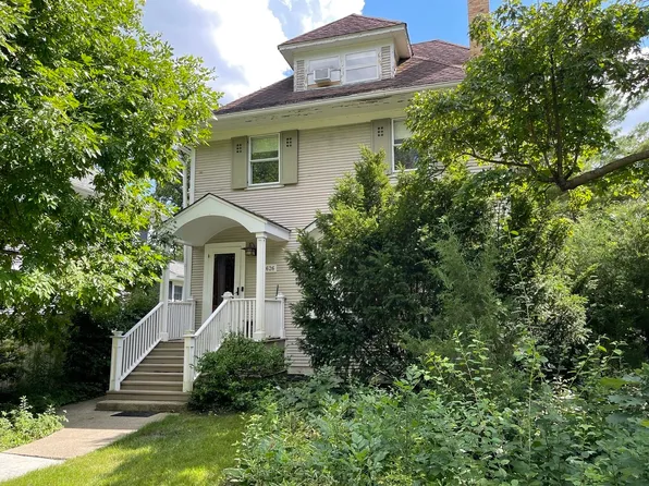 2626 Isabella St, Evanston, IL 60201