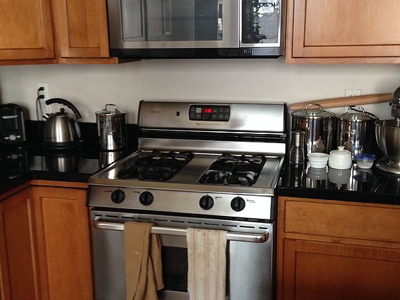 Gas stove