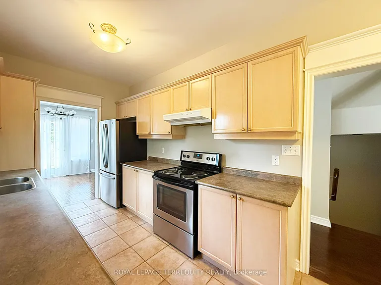 190 Harding Blvd W #34 — Photo 7