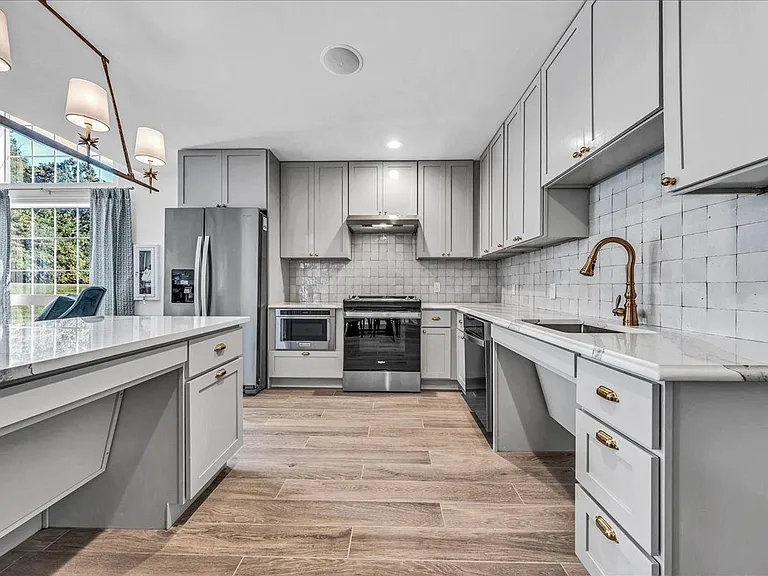 The Vinings Apartments — Photo 37