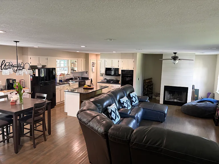 7017 Palermo Dr — Photo 8
