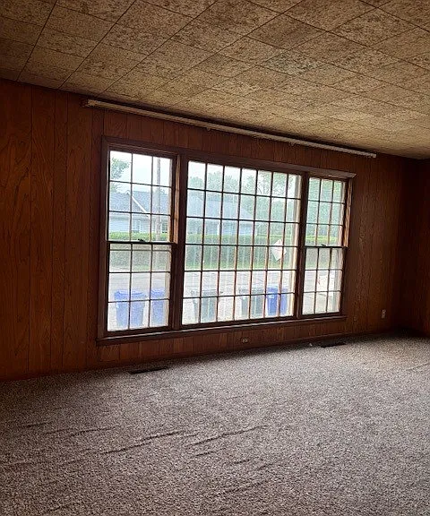 805 W 3rd St — Photo 3