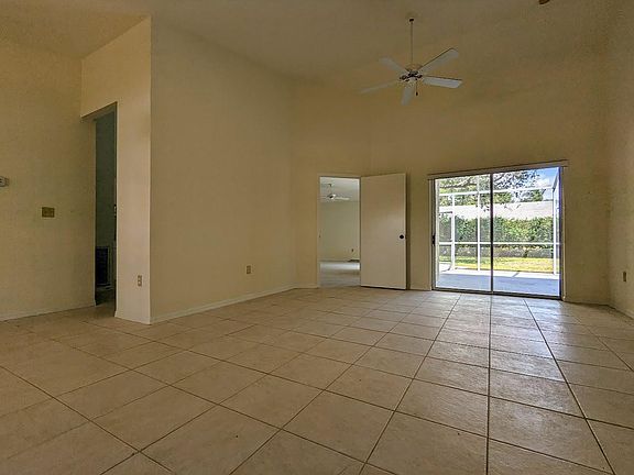 3rd image of 9961 Boca Ave N