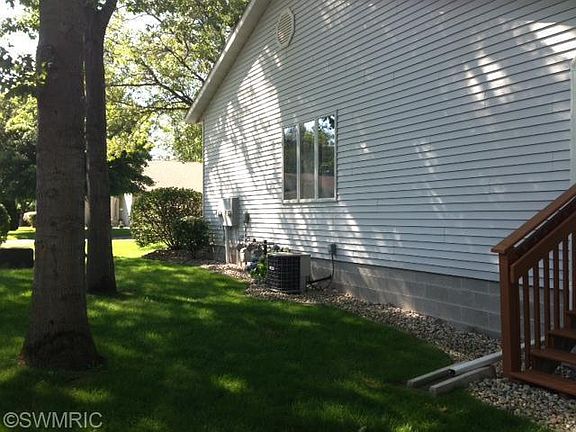 3rd image of 4460 Spruce Ct