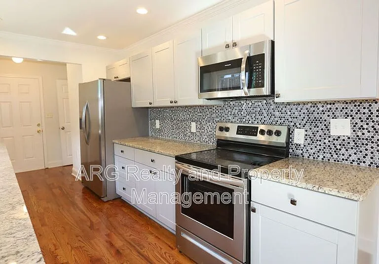 1095 Ira St SW — Photo 39