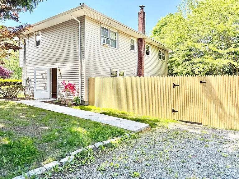 9B Center Garden Blvd #9B — Photo 10