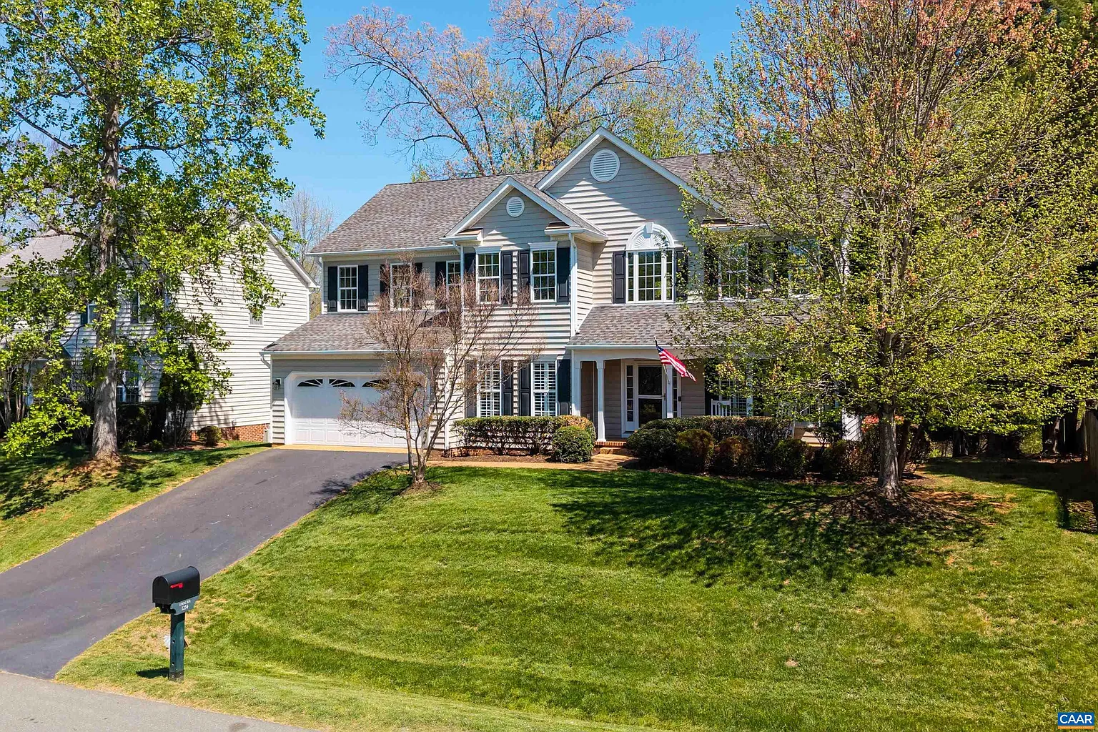 1254 Loring Run photo 1