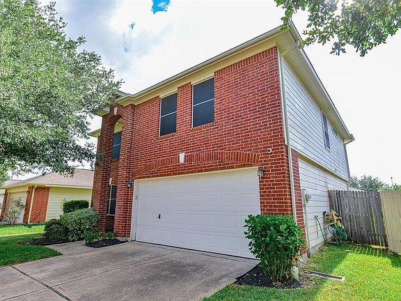 2nd image of 8219 Wahl Manor Ct