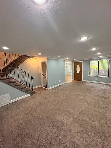 140 Golf Ln Photo 1