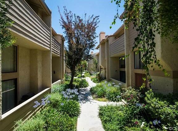 3rd image of 26315 W Plata Ln