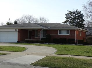 13168 Kozak Dr, Sterling Heights, MI