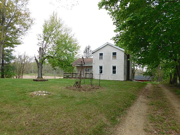 3rd image of 6488 N Parma Rd