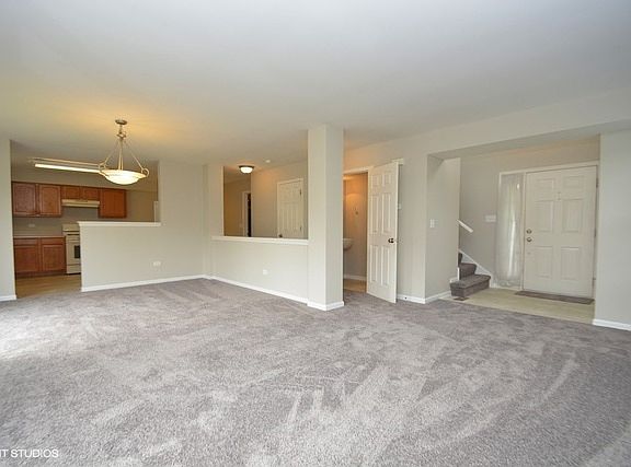 3rd image of 3714 Sumac Dr #3714