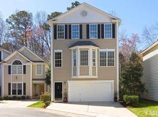 104 Cornwall View Ct, Cary, NC 27511