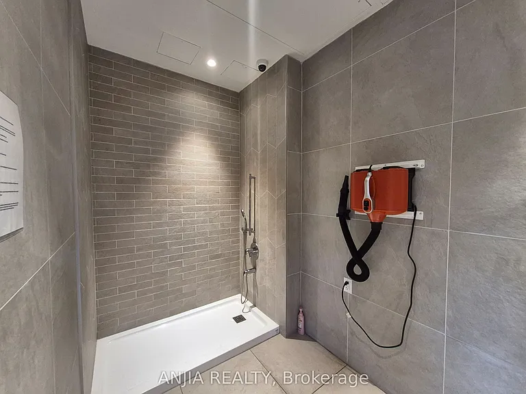 8 Cedarland Dr #321 — Photo 34