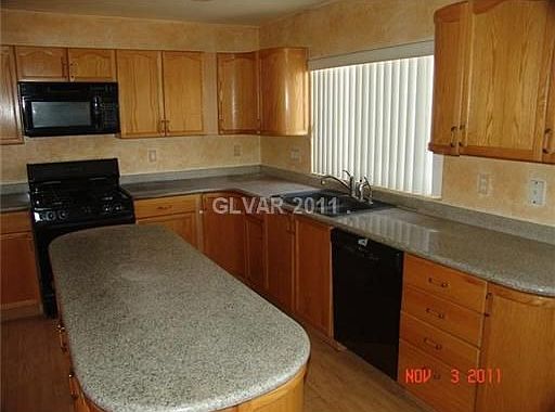 4th image of 7804 Golden Talon Ave