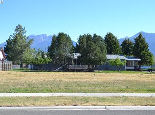 202 NE Claire St #800, Enterprise, OR 97828