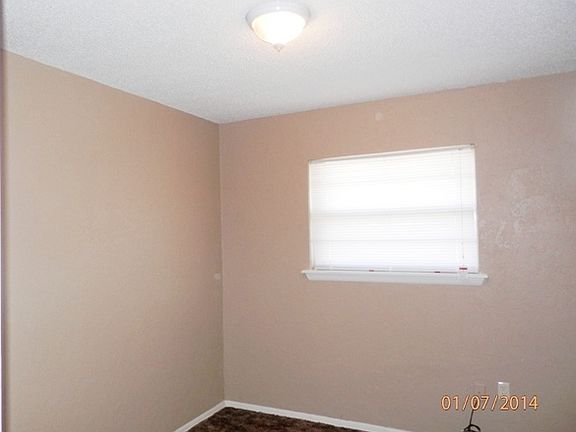5th image of 2440 NW 41st St
