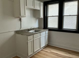 2613 W Capitol Dr #5, Milwaukee, WI 53206