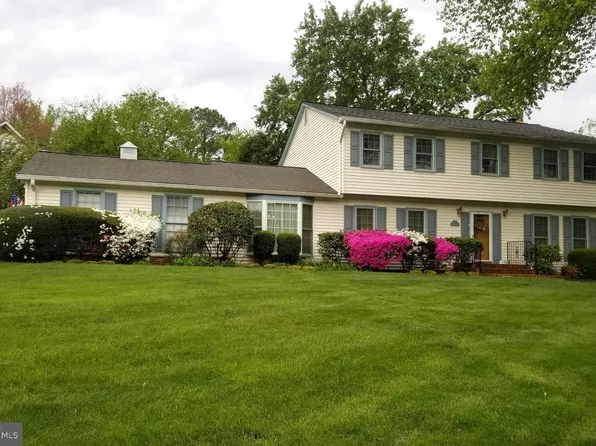 9037 Westerholme Way, Vienna, VA 22182