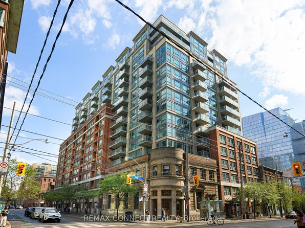 230 King St E, Toronto, ON