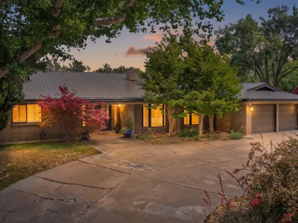 6504 Poza Rica Ct NW, Los Ranchos De Albuquerque, NM 87107