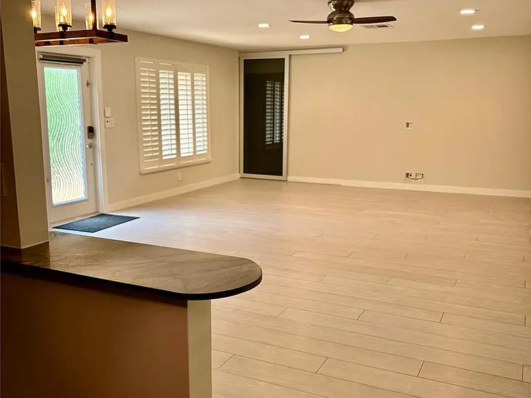 4070 NE 26th Ave — Photo 16