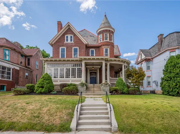 236 W Pike St, Canonsburg, PA 15317