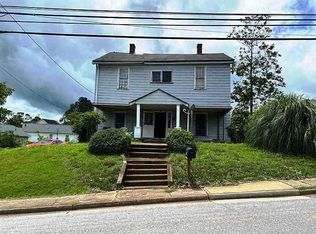 31 Pinson St, Newnan, GA 30263