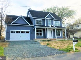 329 Fairlea Dr, Edgewater, MD 21037